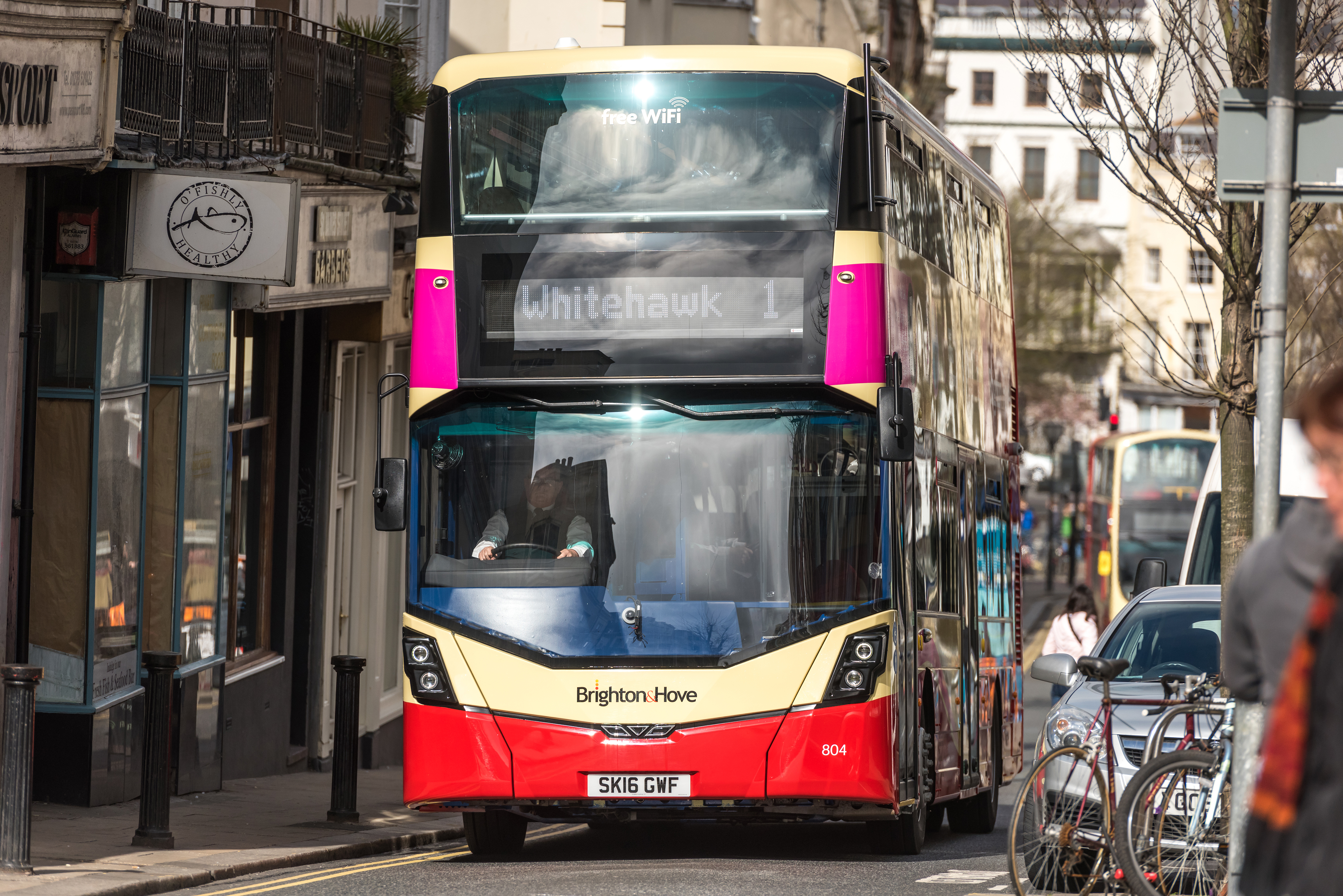 Route 1 bus in St James's Street