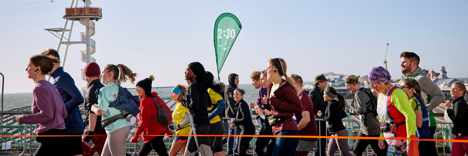 Image of runners
